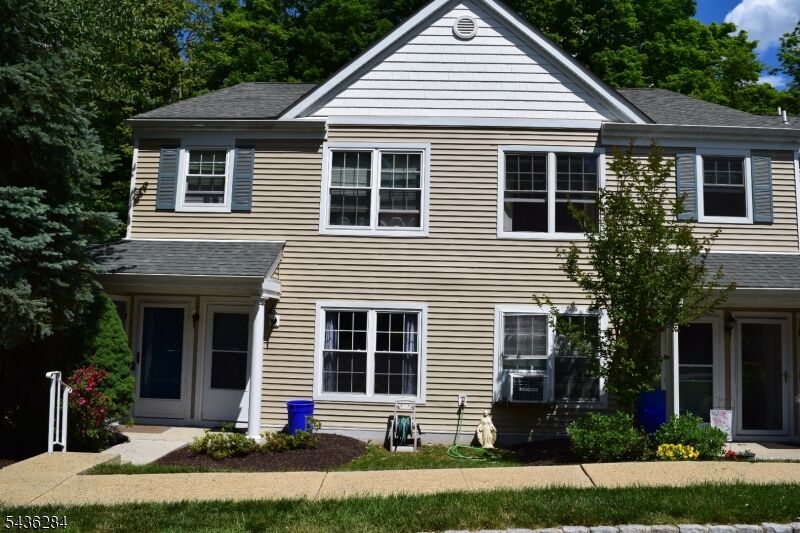 Property Photo:  15 Terrell Court  NJ 07059 