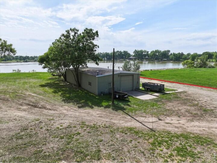 Property Photo:  2876 N Madison Ave  CO 80538 