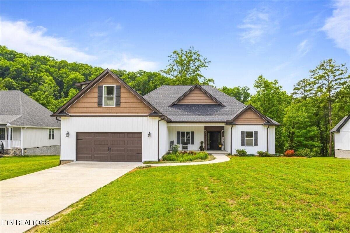 Property Photo: 320 Wagon Lane TN 37870