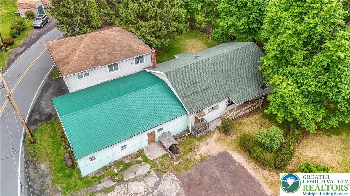 Property Photo:  38 N Eighth  PA 17948 