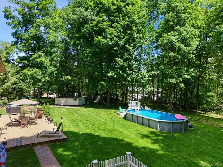 Property Photo:  90 Timberlane Court  NY 10598 