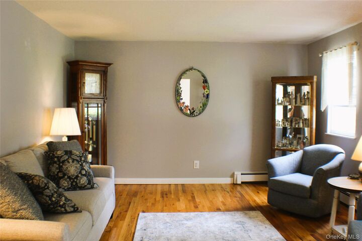 Property Photo:  10 The Drive  NY 10998 