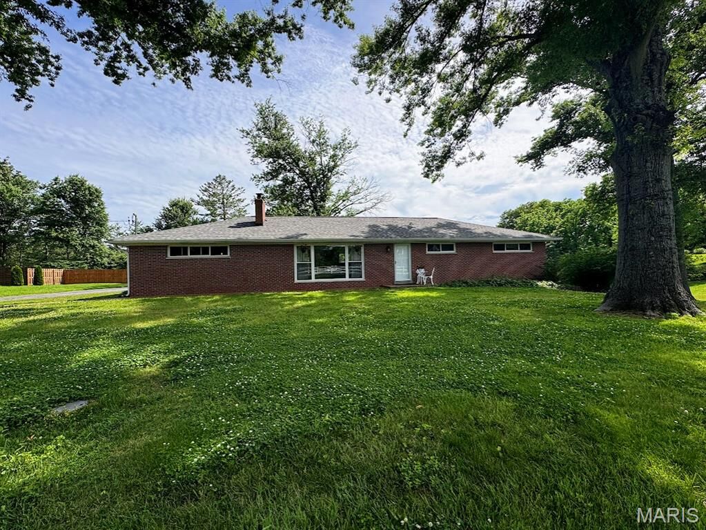 Property Photo:  2550 Bluffwood Drive  MO 63129 