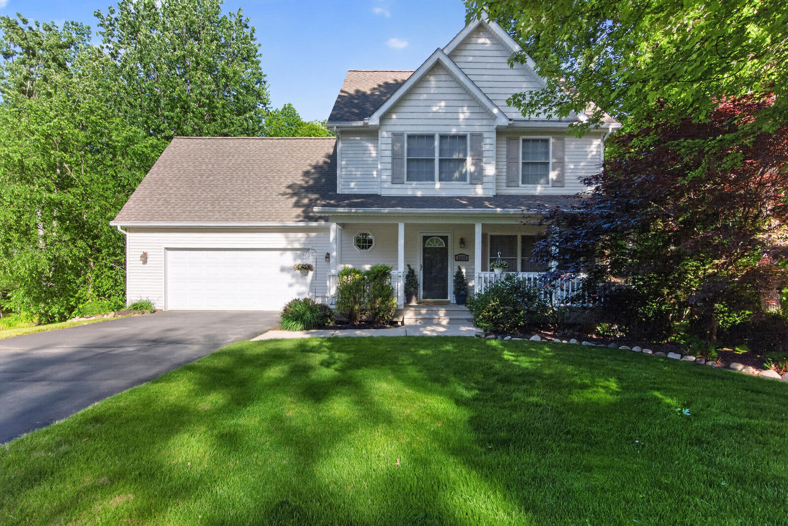 Property Photo: 2073 Elwood Boulevard MI 49283