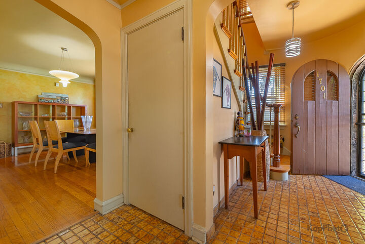 Property Photo: 1701 N Rutherford Avenue IL 60707