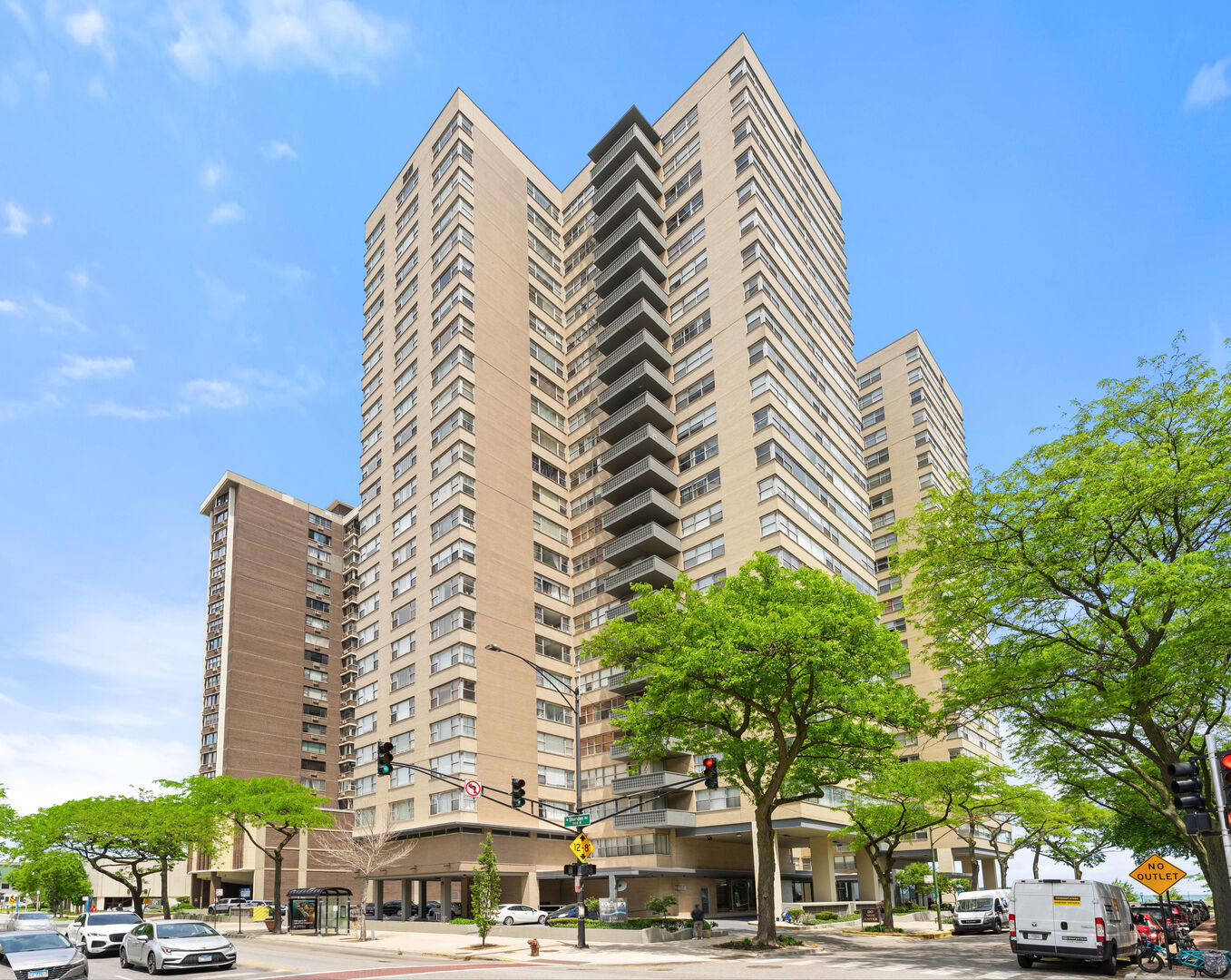 Property Photo:  6301 N Sheridan Road 10G  IL 60660 