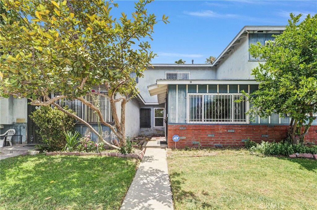 Property Photo: 30 Camelback N CA 90745