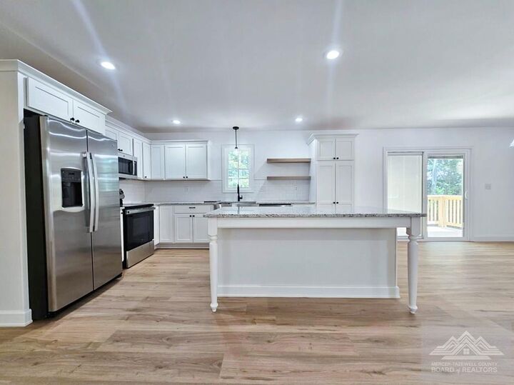 Property Photo:  370 Allenwood Place  WV 24739 