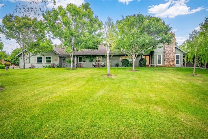 Property Photo: 9301 Duffy Lane CA 95747