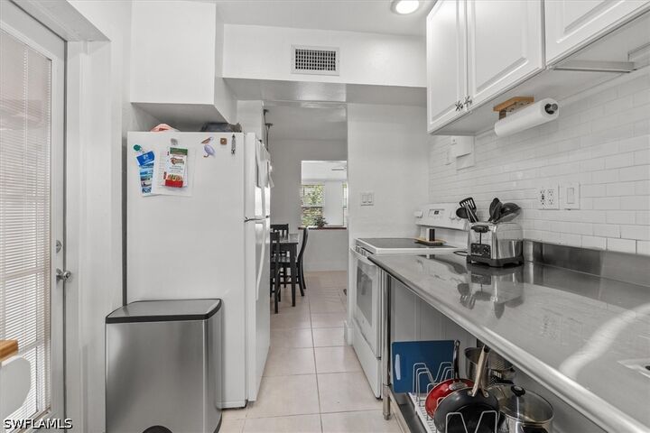 Property Photo:  1854 Danford Street  FL 34112 
