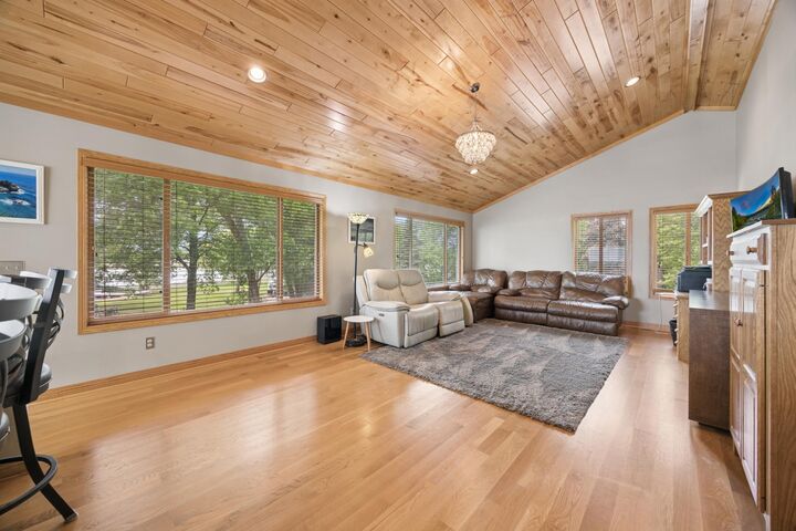 Property Photo:  1465 Basswood Road  MN 55382 