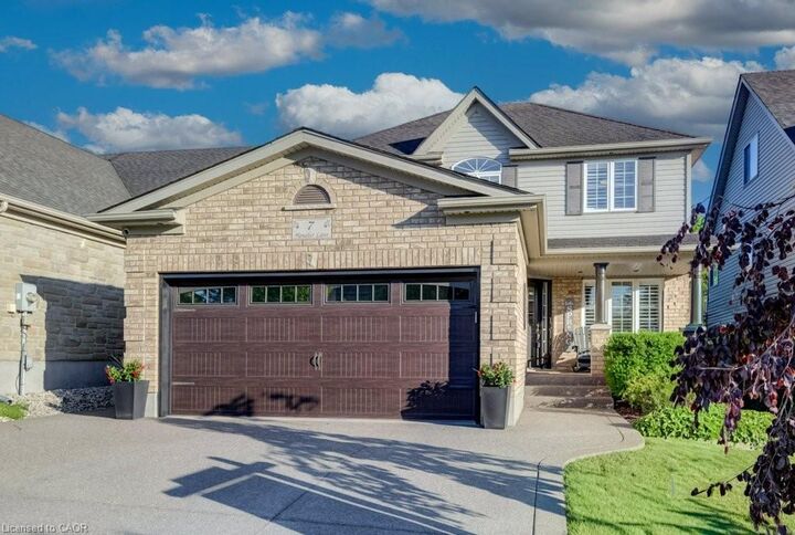 Property Photo:  7 Housler Lane  ON N3C 4H7 