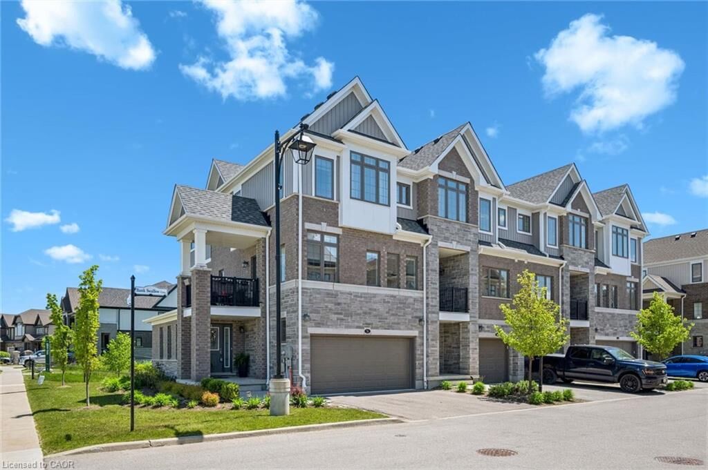 Property Photo:  56 Bank Swallow Crescent  ON N2P 0J7 