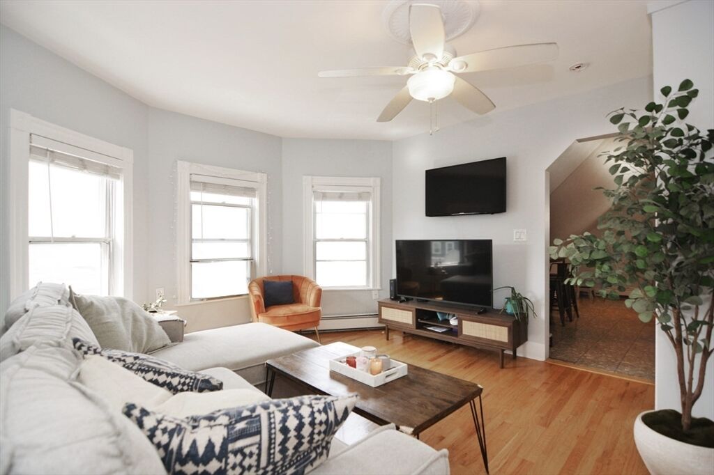 Property Photo:  716 East 7th Street Ph  MA 02127 