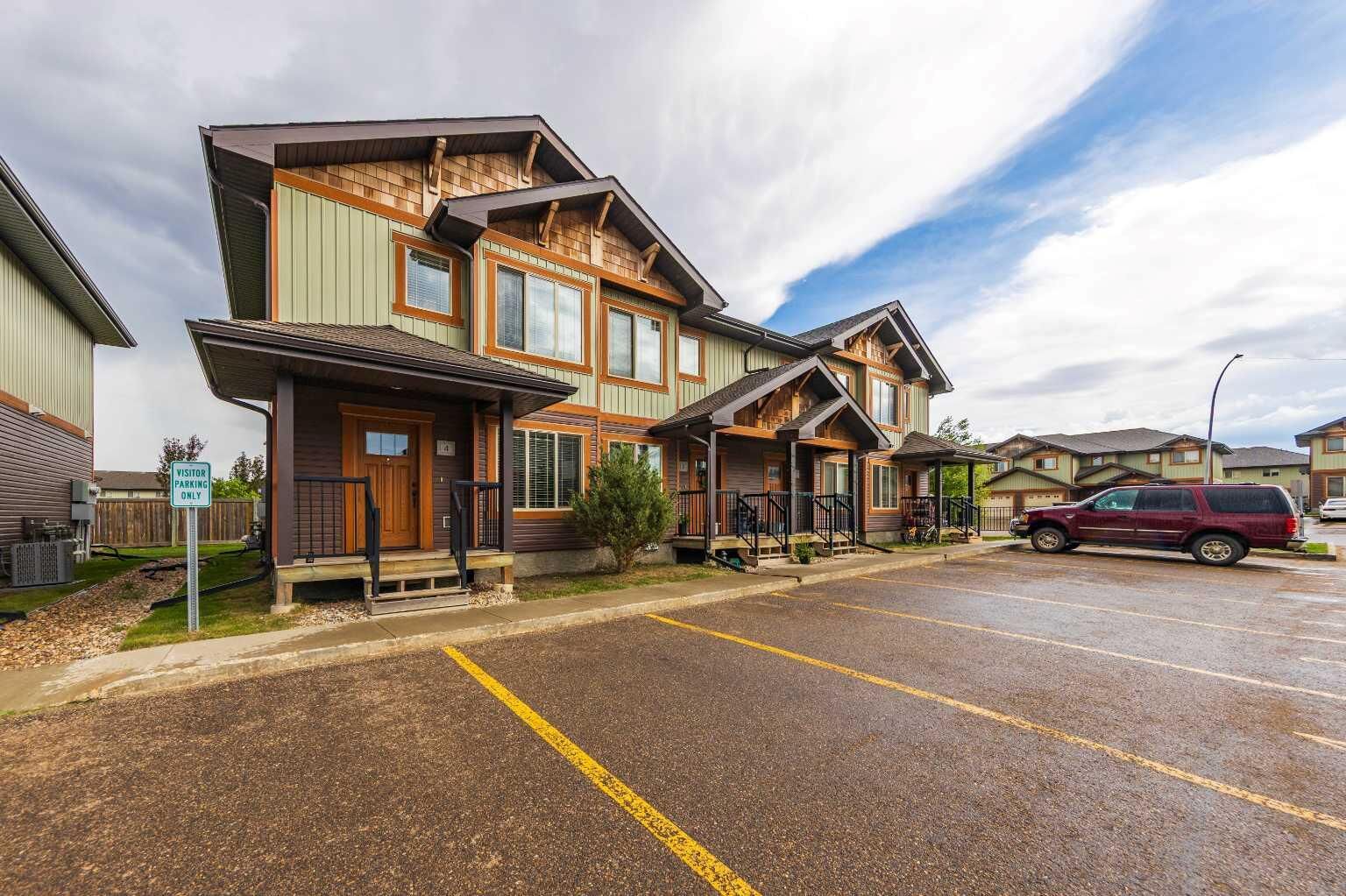 Property Photo: 4260 41 Street 4 SK S9V 2J2