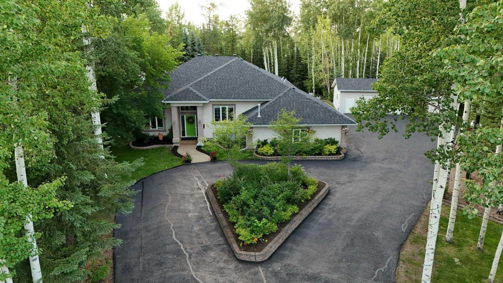 Property Photo:  164 Wood Buffalo Way  AB T9K 1W5 
