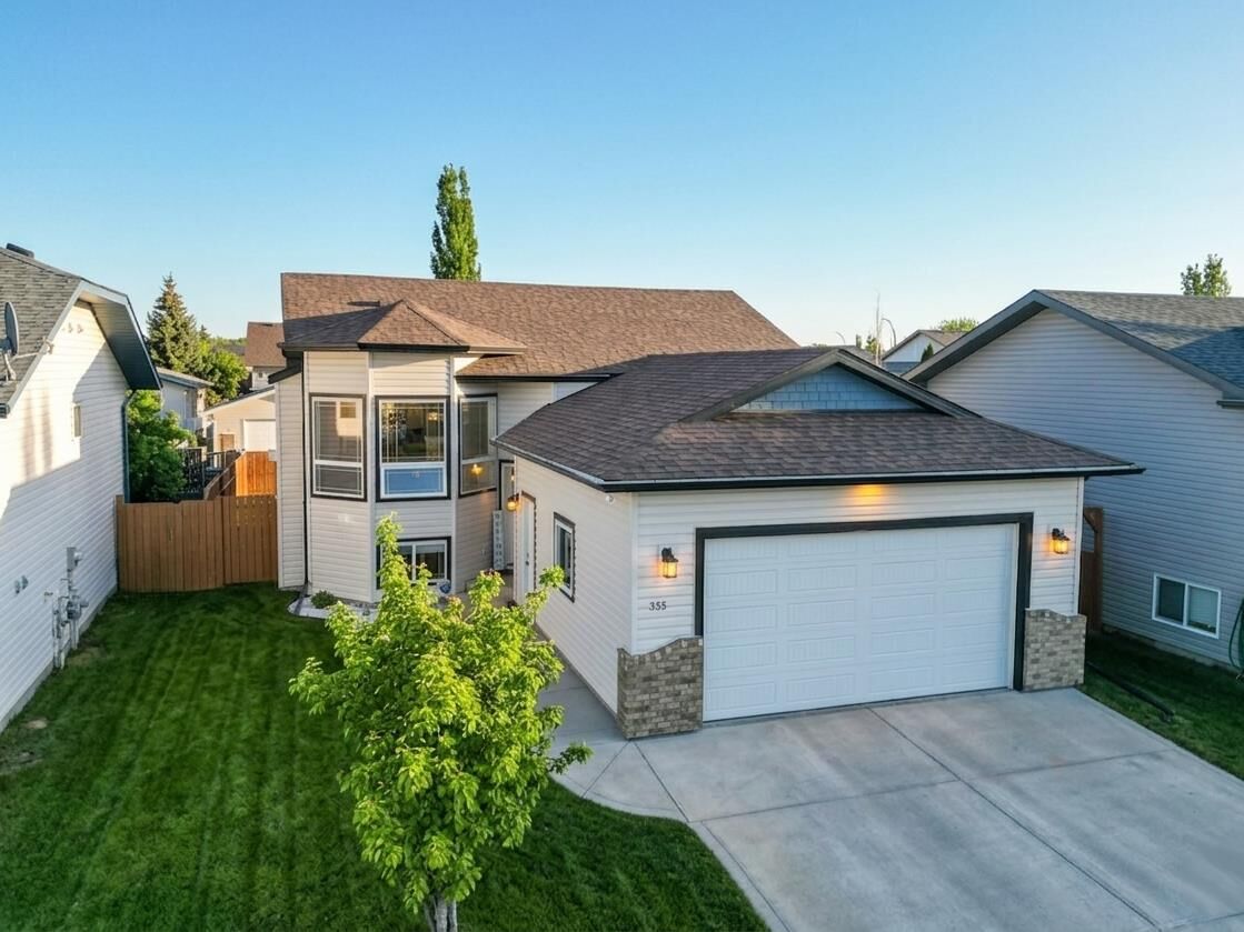 Property Photo: 355 Duston Street AB T4R 3J9