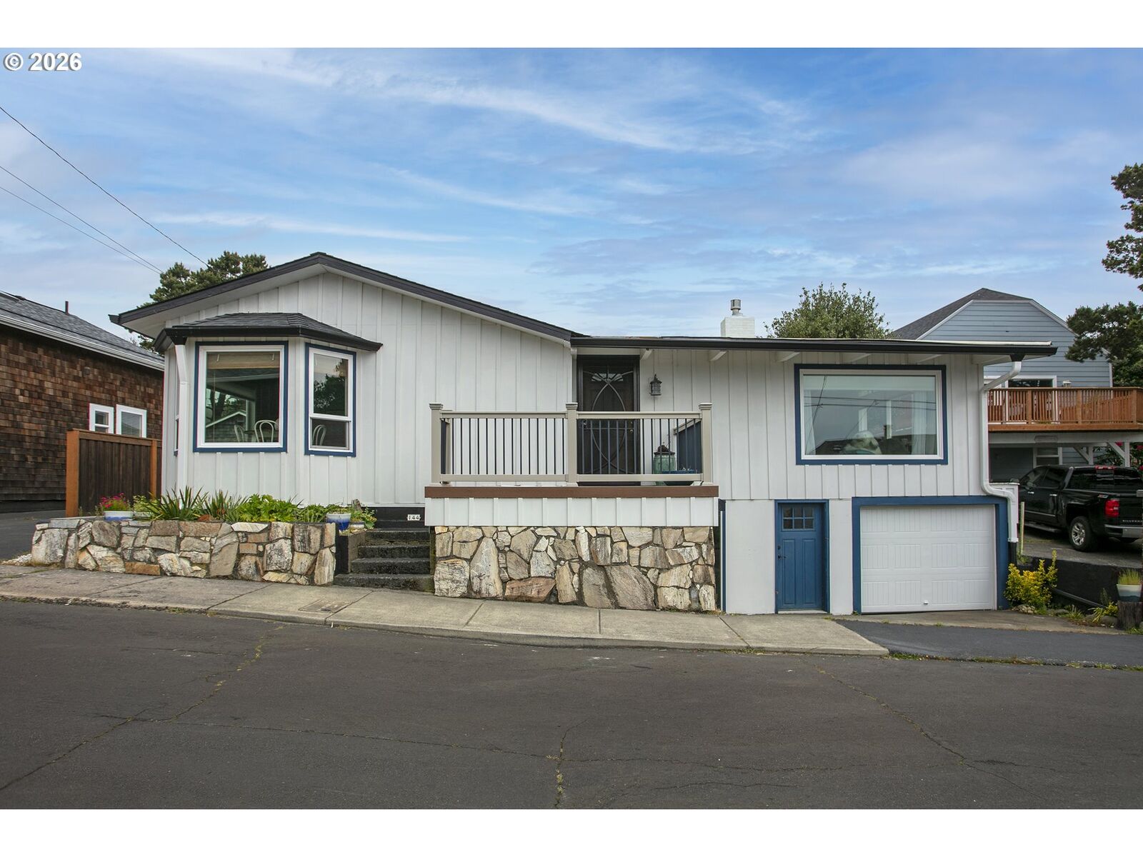 Property Photo:  144 6th Ave  OR 97138 
