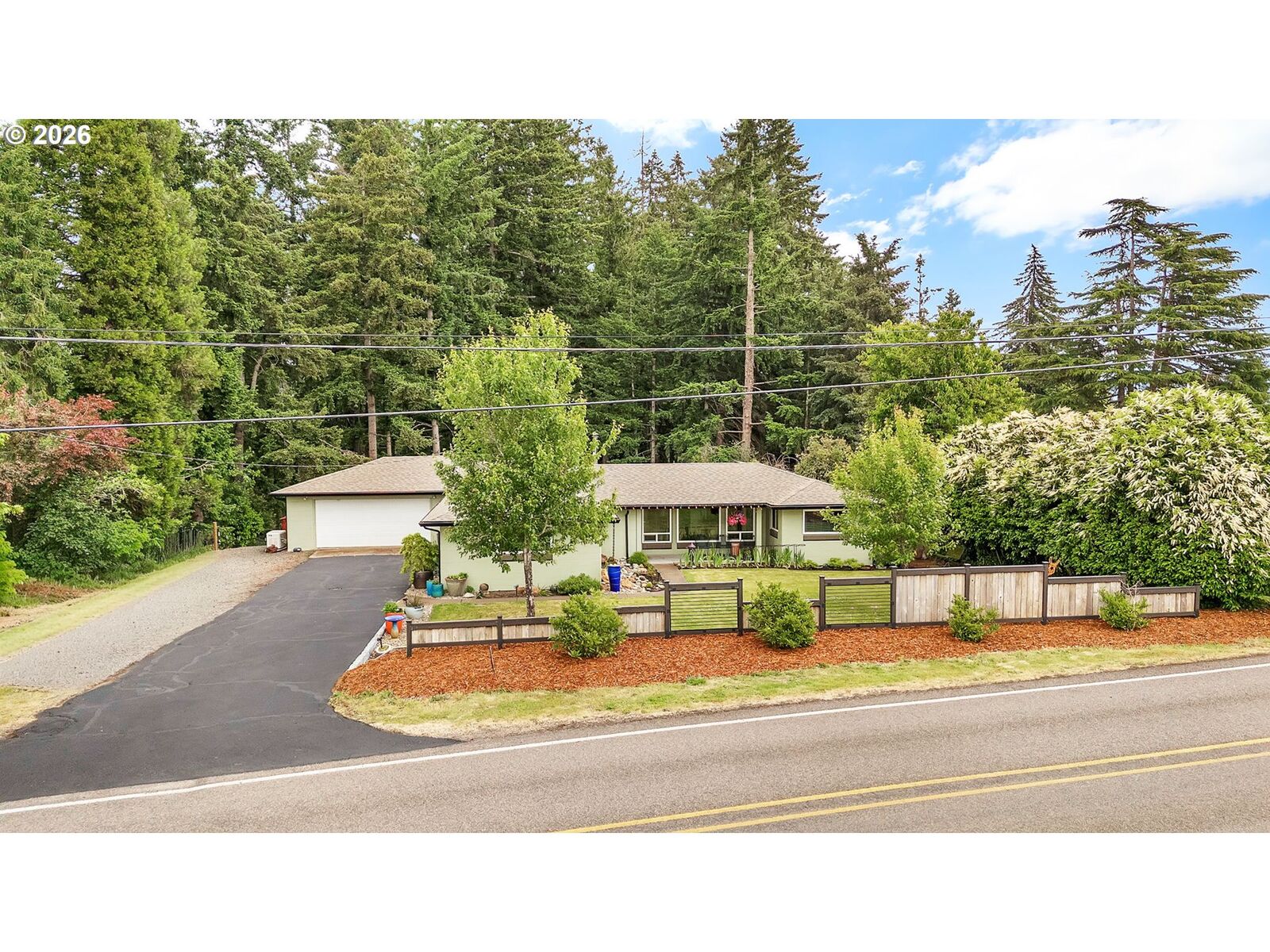 Property Photo:  85385 Ridgeway Rd  OR 97455 