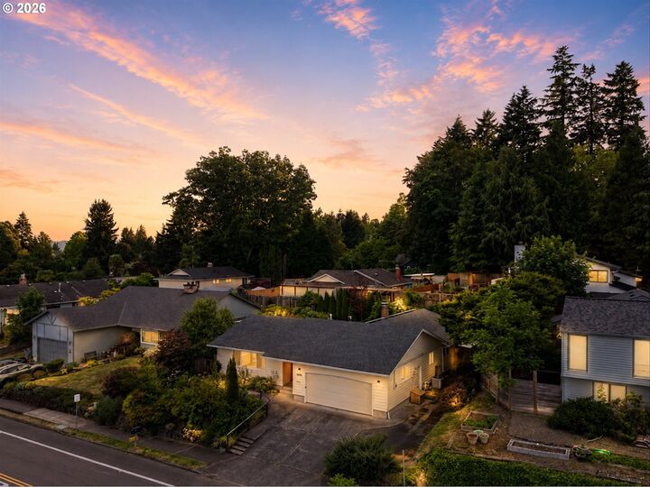 Property Photo:  14635 SW 97th Ave  OR 97224 