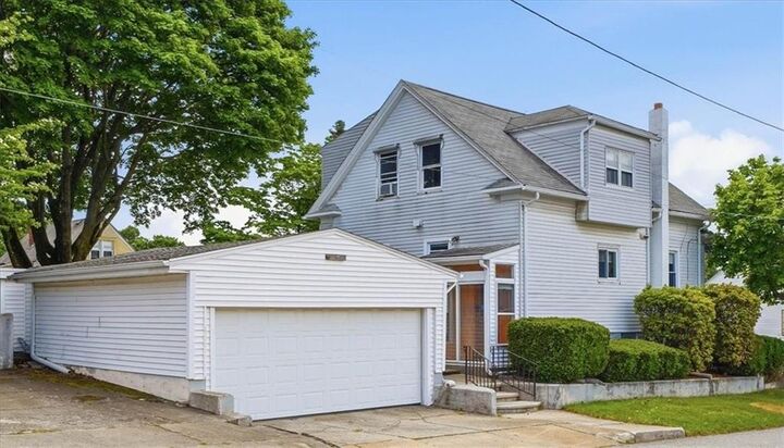 Property Photo:  123 Oxford Street  RI 02920 
