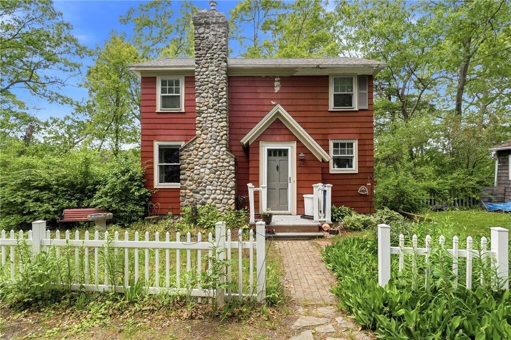 Property Photo:  25 Pineland Street  RI 02852 