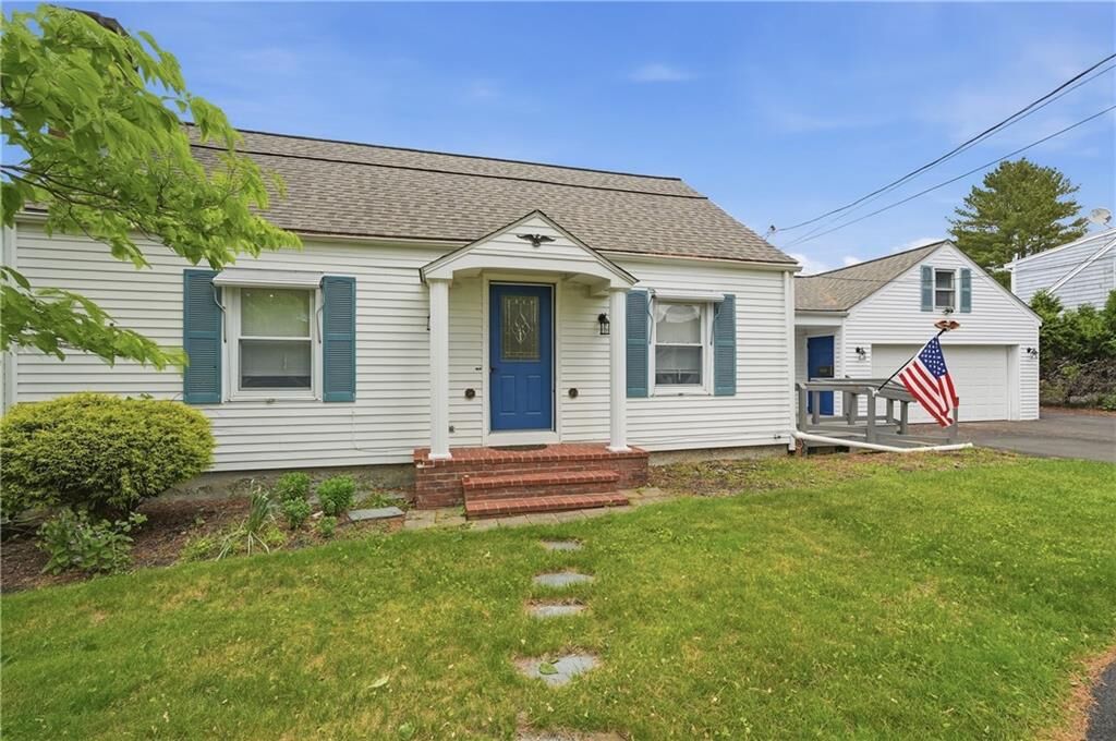 Property Photo:  24 Seymour Street  RI 02885 