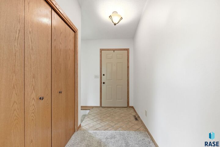Property Photo:  6519 W Bonnie Ct  SD 57106 