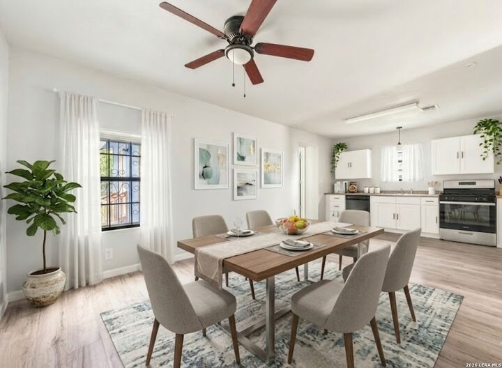 Property Photo:  2033 SW 19th St  TX 78207 