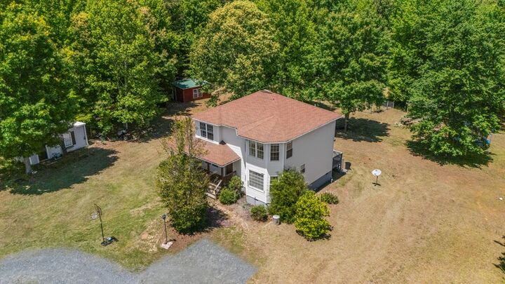 Property Photo: 89 Johnson Station Rd VA 23936