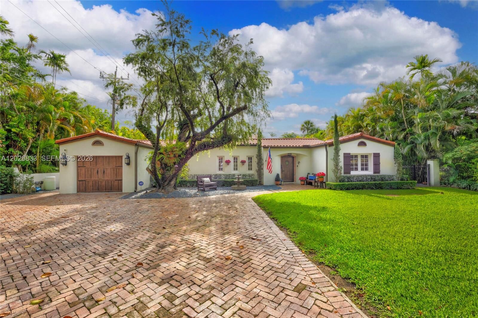 Property Photo:  1809 Granada Blvd  FL 33134 
