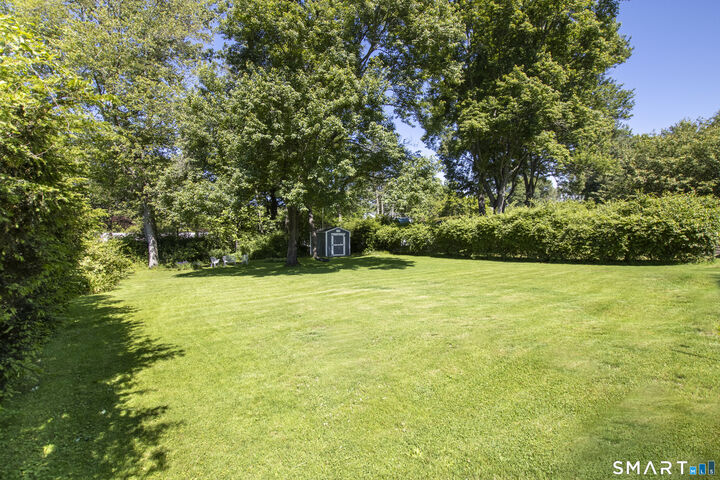 Property Photo: 34 Robinwood Road CT 06611
