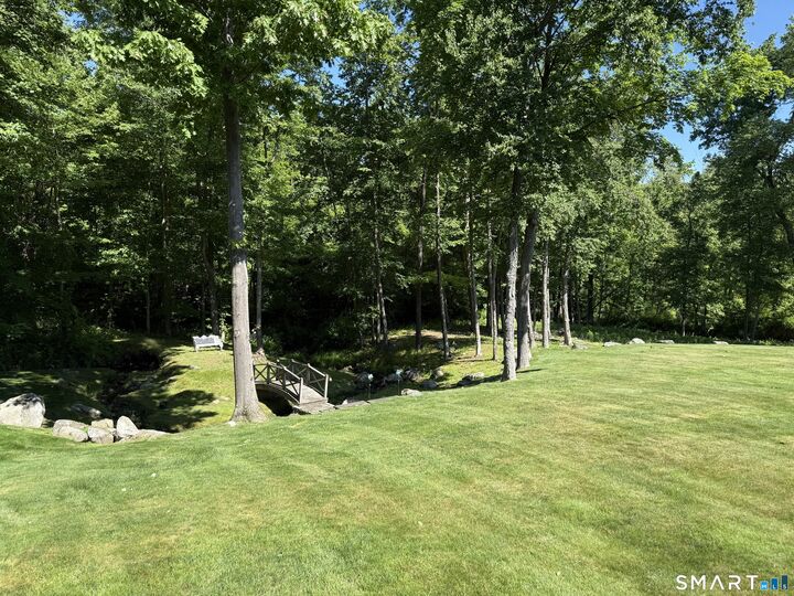 Property Photo: 7 Huntington Lane CT 06812