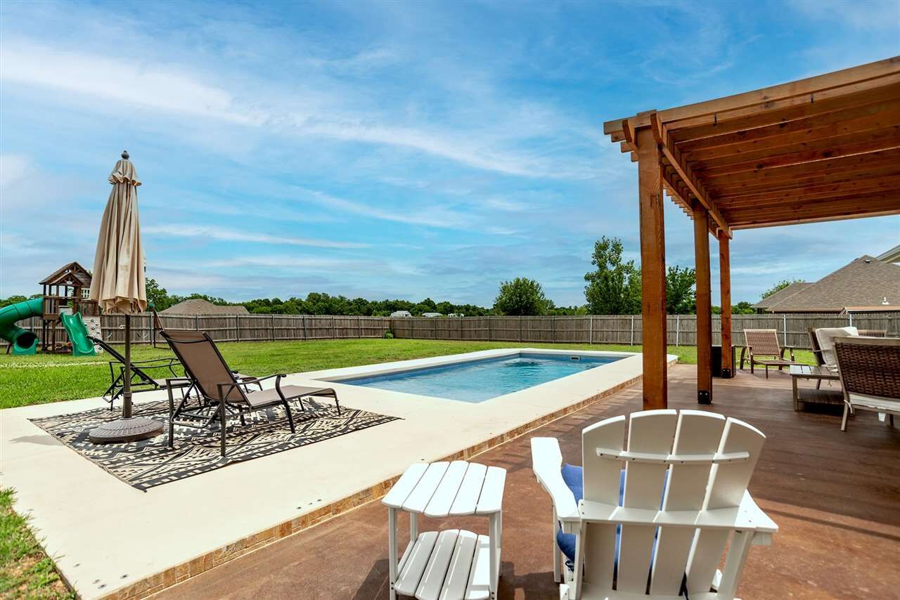 Property Photo:  8945 Carmin  OK 74804 