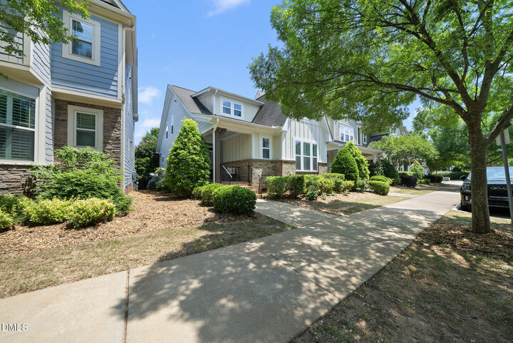 Property Photo:  1524 Crafton Way  NC 27607 