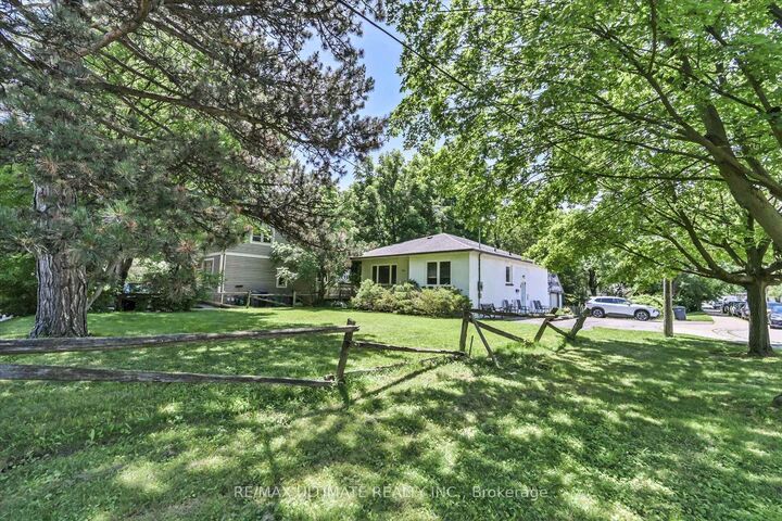 Property Photo: 1076 Dixie Road ON L5E 2P4