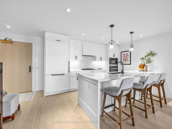 Property Photo: 1 Strathgowan Avenue 605 ON M4N 0B3