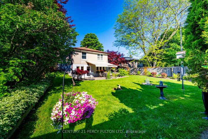 3 Henderson Avenue — photo 1