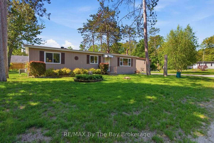 Property Photo: 3 Golf Avenue ON L9Z 1K2