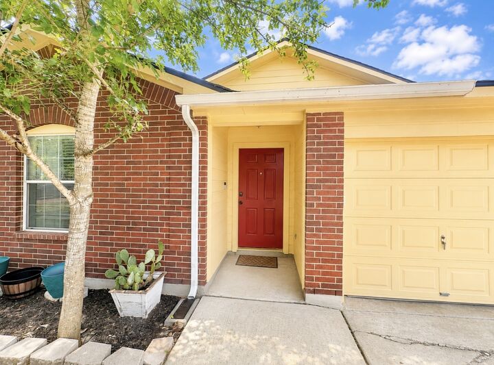 Property Photo:  281 Prairie Verbena Drive  TX 78640 