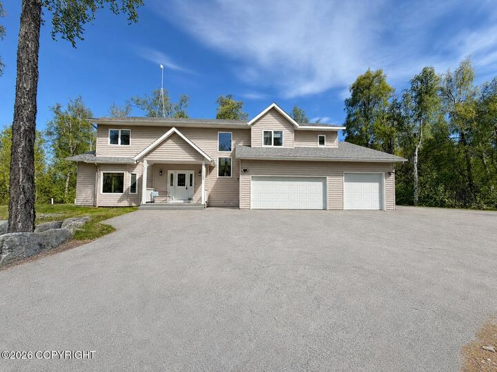 Property Photo: 41138 Sutherlin Road AK 99669
