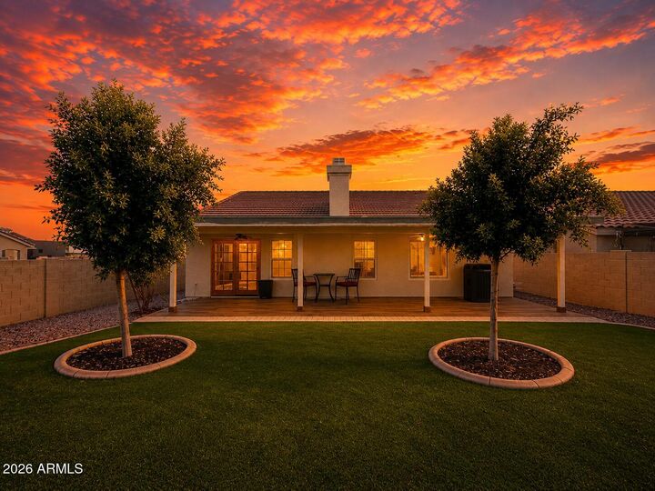 Property Photo: 961 W Hudson Way AZ 85233