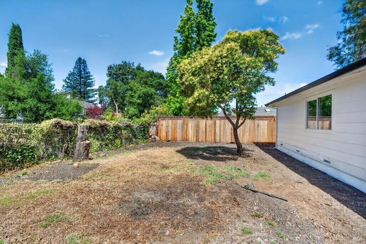 Property Photo: 2212 Neotomas Avenue CA 95405