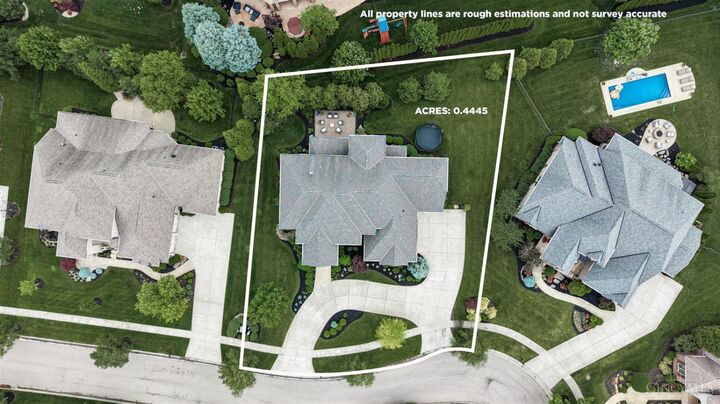 Property Photo:  8880 Bayside Court  OH 45040 