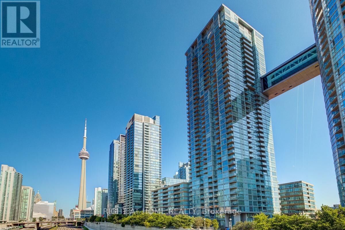 Property Photo: 15 Iceboat Terrace 3303 ON M5V 4A5