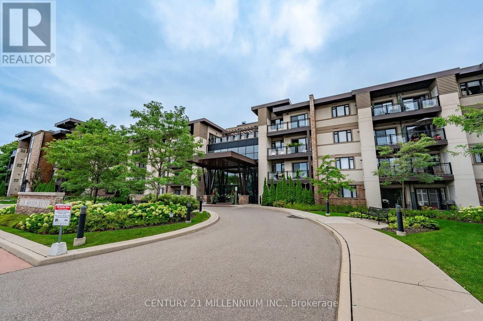 Property Photo: 128 Garden Drive 119 ON L6K 0H7
