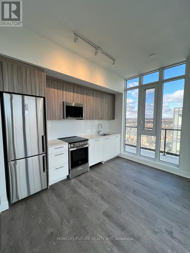 Property Photo:  215 Veterans Drive 1204  ON L7A 5L6 
