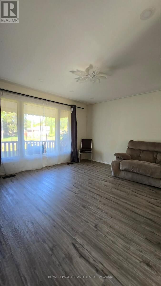Property Photo:  36 Langton Road  ON N5V 2L8 