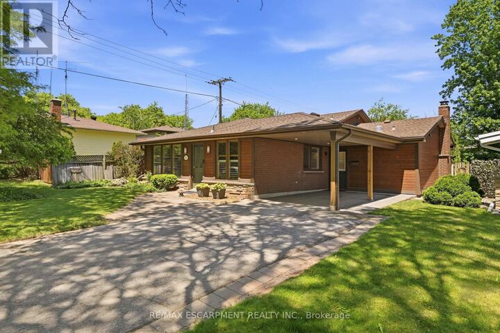 Property Photo:  563 Elwood Road  ON L7N 3C6 