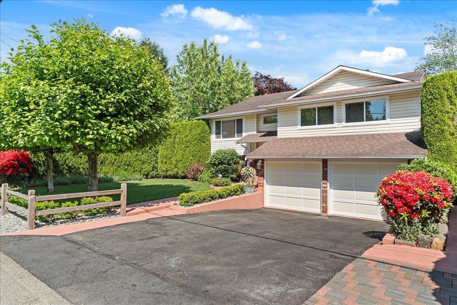 Property Photo:  2052 Primrose Street  BC V2S 2Z1 